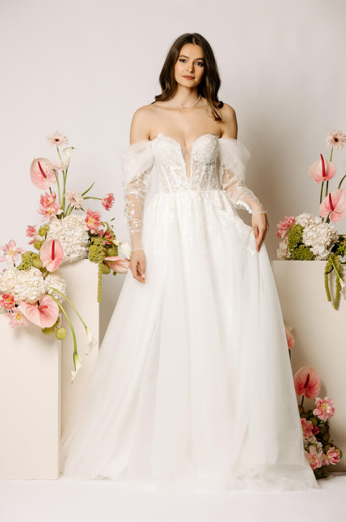 Rochie-de-mireasa-Brasov--Amelie---Marinia-Niscoveanu-(1)