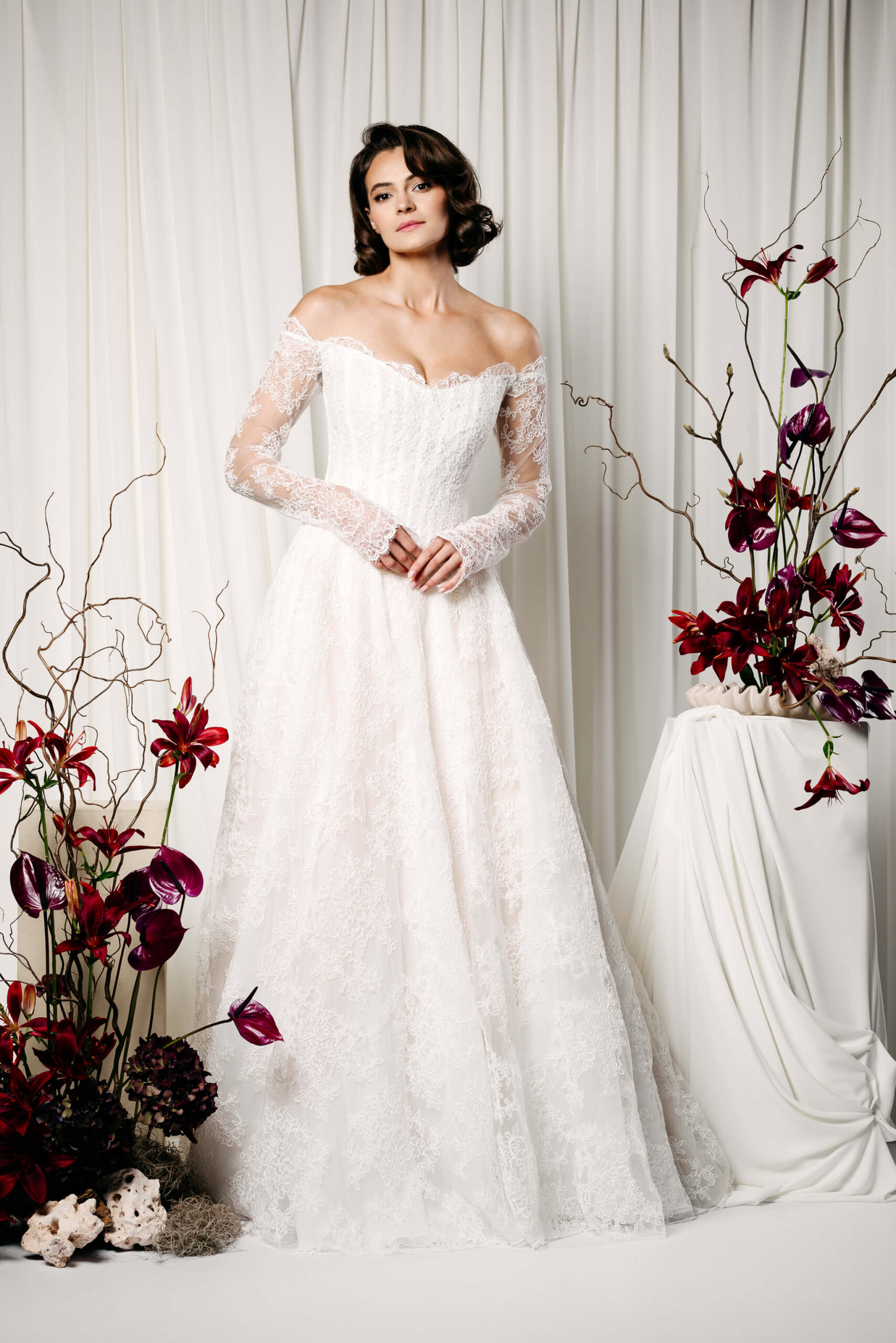 Rochie-de-mireasa-Sira-Marina-Niscoveanu-2026-Brasov.
